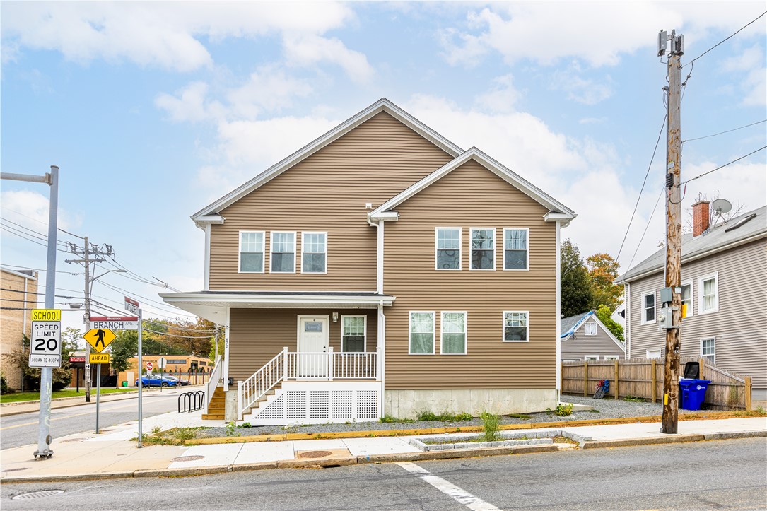 872 Branch Avenue