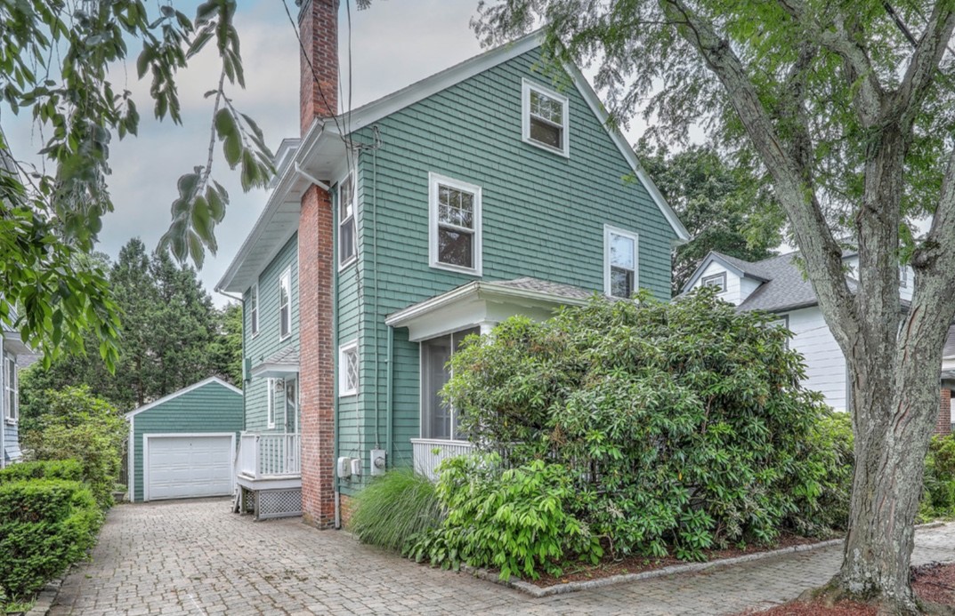 7 Doane Avenue