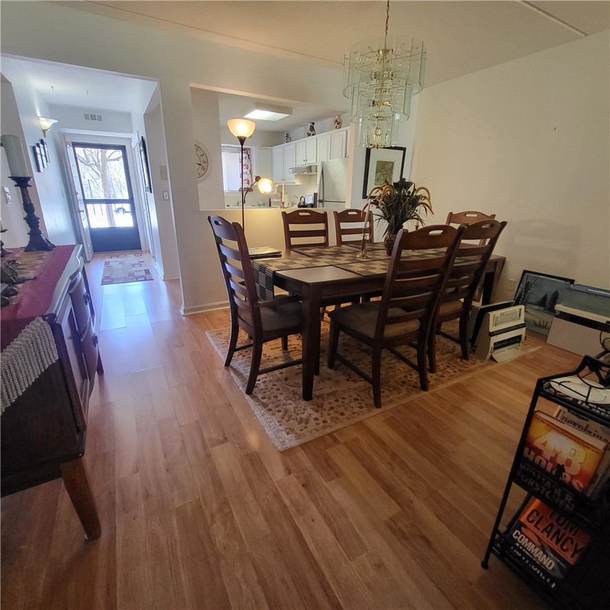 650 East Greenwich Avenue 3-108