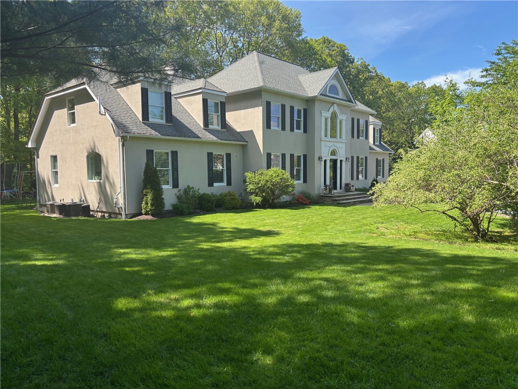 7 Thornewood Drive