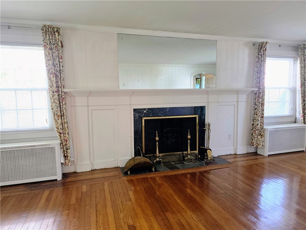 44 Betsey Williams Drive