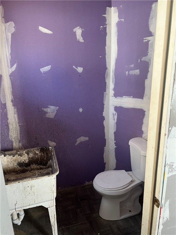 Warwick, Rhode Island 02889, United States, ,Residential,Pending,39620