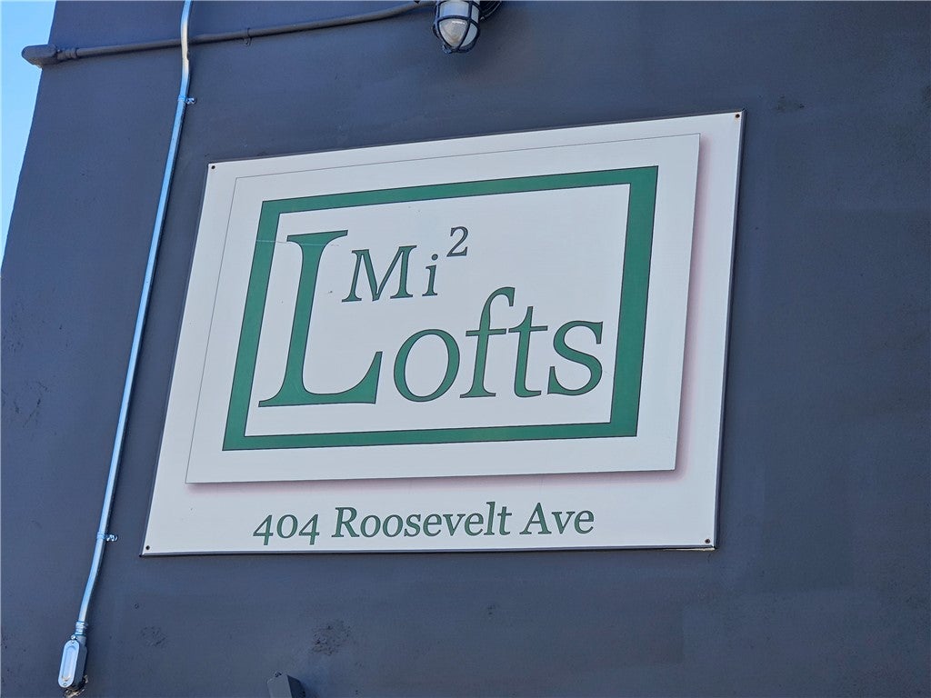 404 Roosevelt Avenue 401