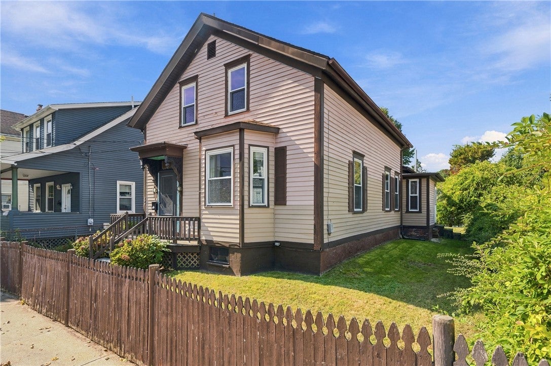 174 Lowell Avenue