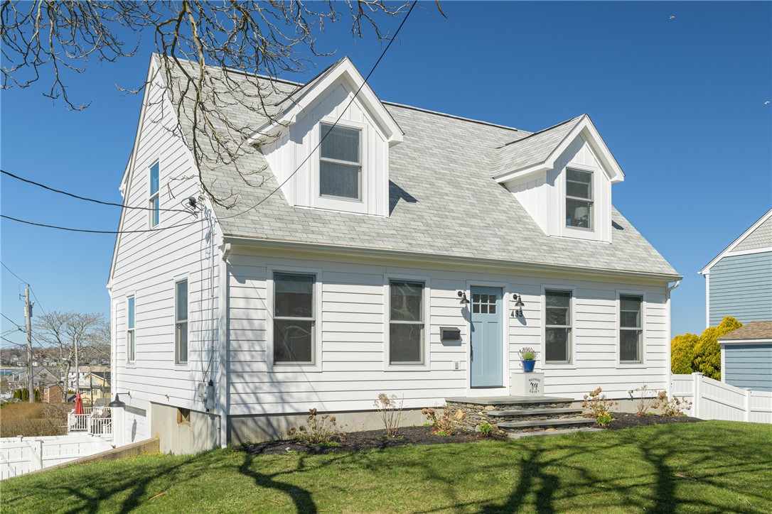 433 Wolcott Avenue