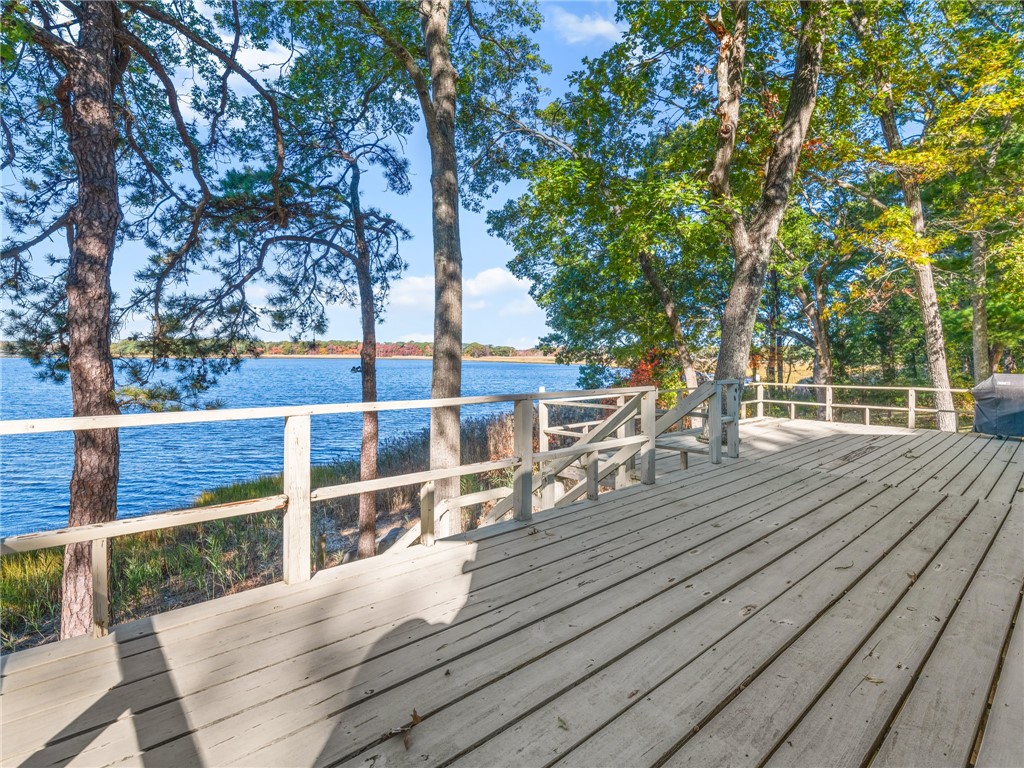 Barrington, Rhode Island, 02806, United States, 1 Bedroom Bedrooms, ,2 BathroomsBathrooms,Residential,Active,2010902