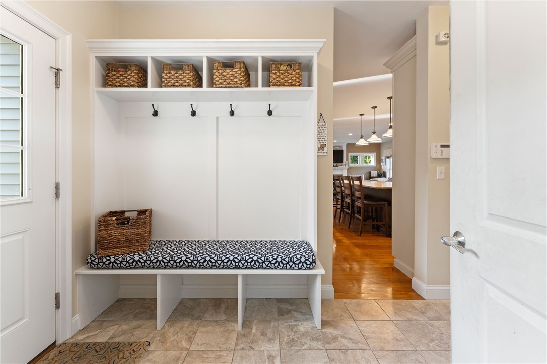 Cumberland, Rhode Island 02864, United States, 4 Bedrooms Bedrooms, ,3 BathroomsBathrooms,Residential,Active,178933