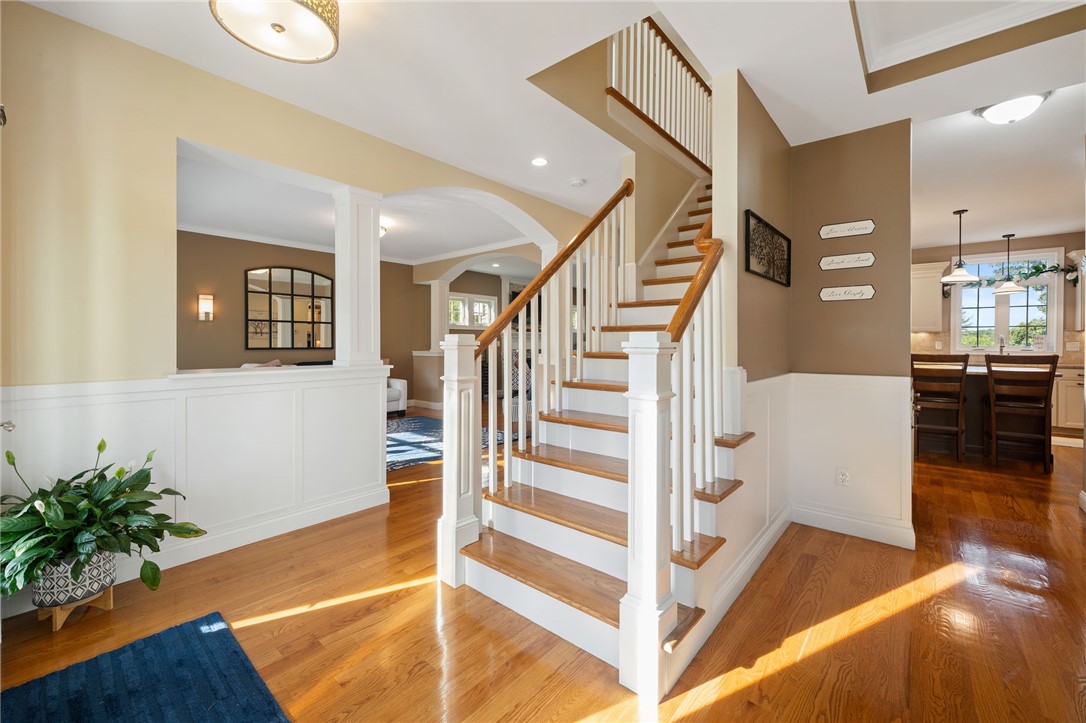 Cumberland, Rhode Island 02864, United States, 4 Bedrooms Bedrooms, ,3 BathroomsBathrooms,Residential,Active,178933