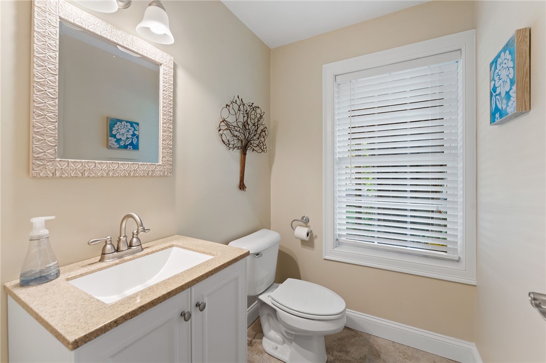 Cumberland, Rhode Island 02864, United States, 4 Bedrooms Bedrooms, ,3 BathroomsBathrooms,Residential,Active,178933