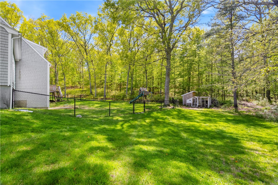 435 Maureen Circle