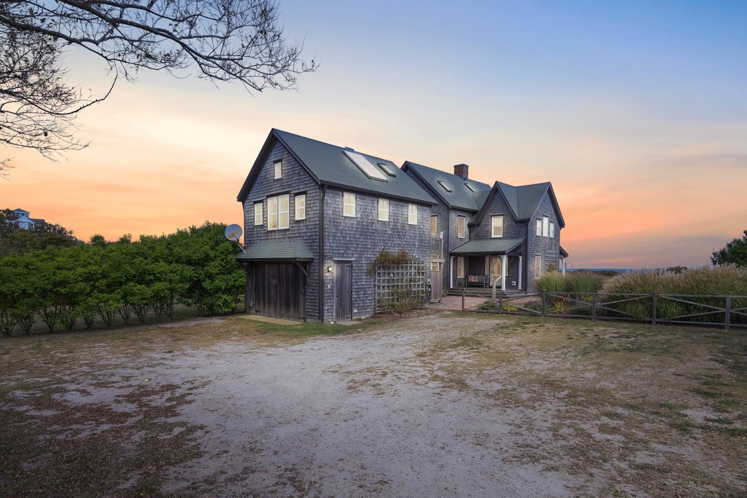 1236 Corn Neck Road