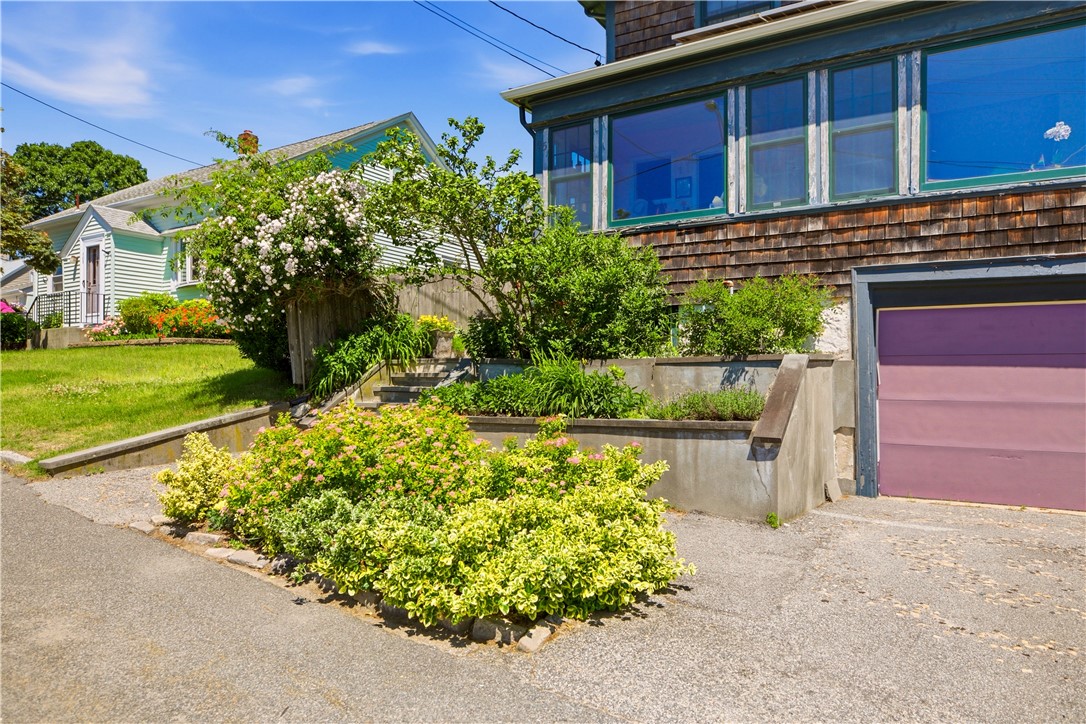 95 Bay View Avenue