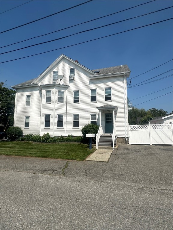 455 Child Street 1