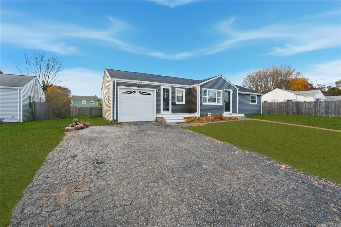 Warwick, Rhode Island 02889, United States, 3 Bedrooms Bedrooms, ,1 BathroomBathrooms,Residential,Active,246008