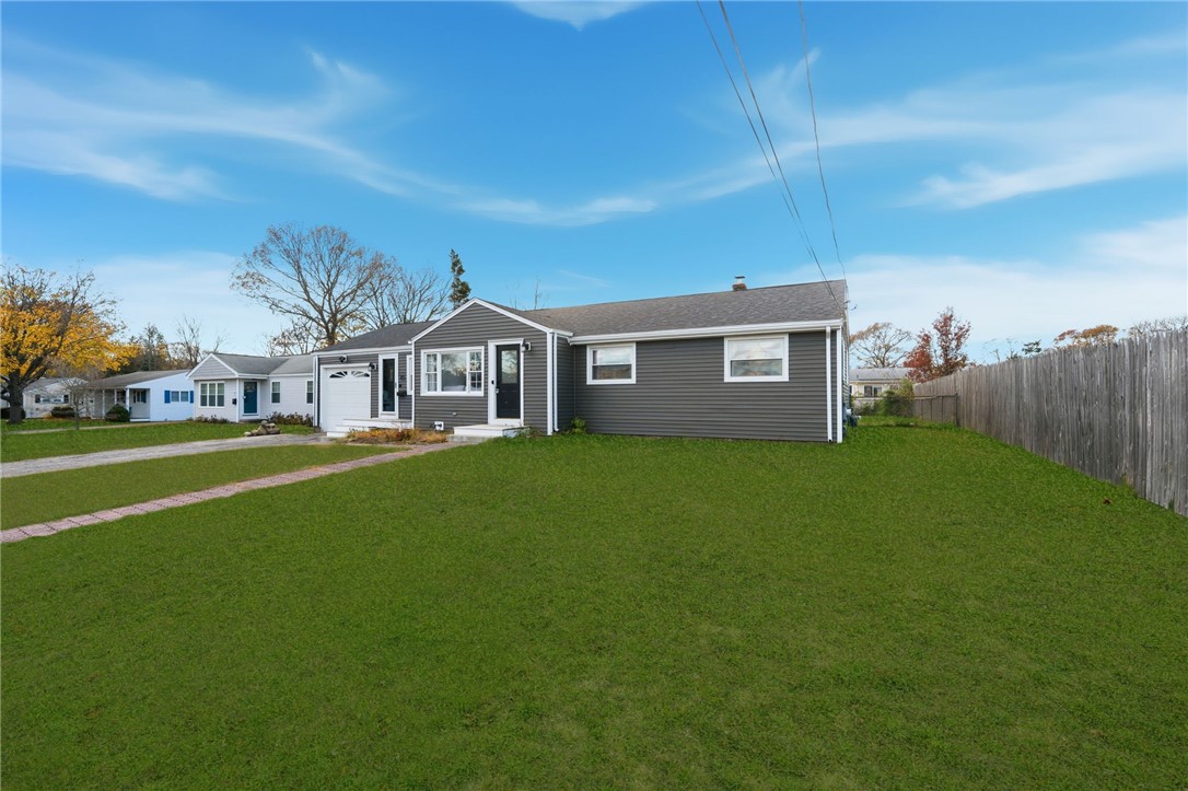 Warwick, Rhode Island 02889, United States, 3 Bedrooms Bedrooms, ,1 BathroomBathrooms,Residential,Active,246008