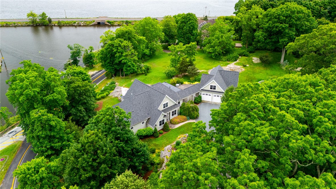583 Highland Road
