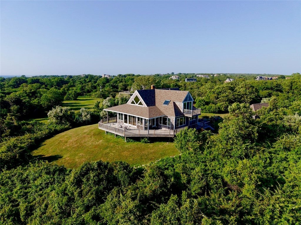 1786 Corn Neck Road