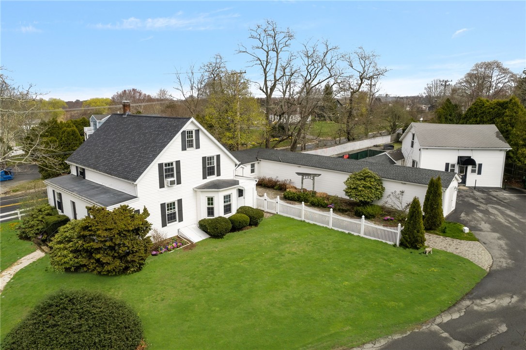599 East Main Road