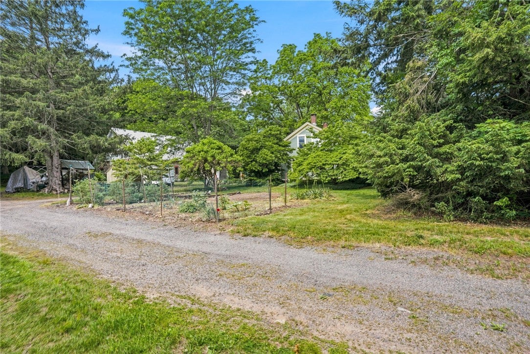 362 Abbott Run Valley Road