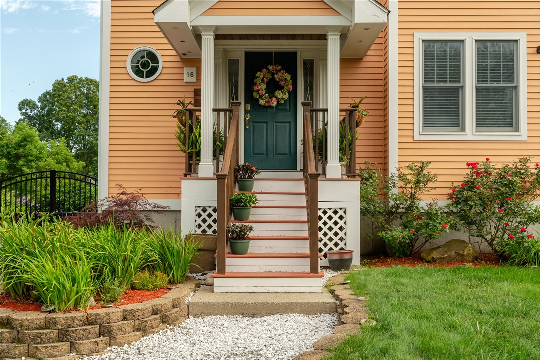 16 Capen Street