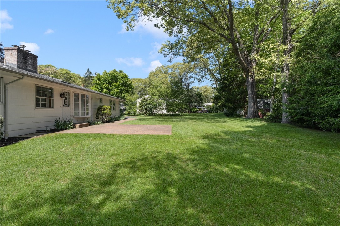 Warwick, Rhode Island 02886, United States, 3 Bedrooms Bedrooms, ,3 BathroomsBathrooms,Residential,Pending,130097