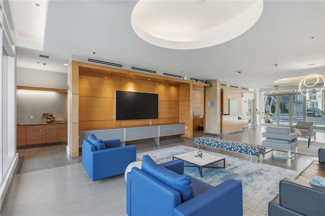 200 Exchange Street 912