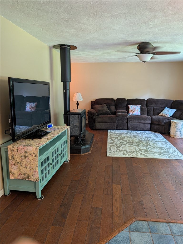 476 Central Pike
