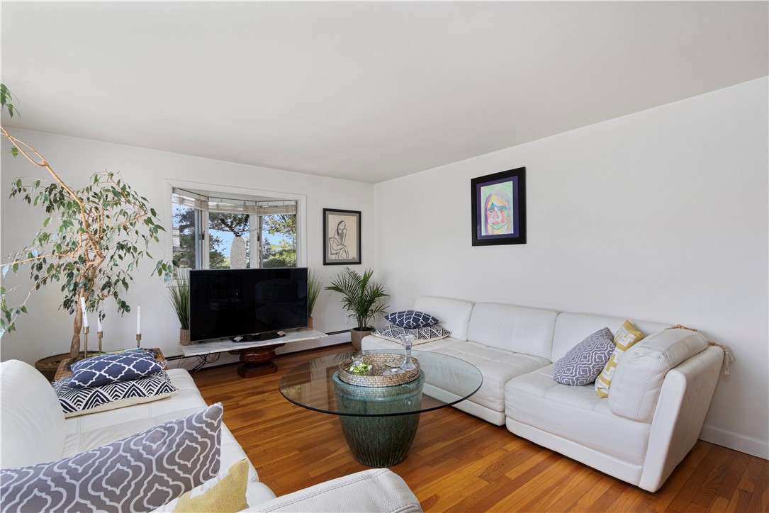 141 Redwood Road