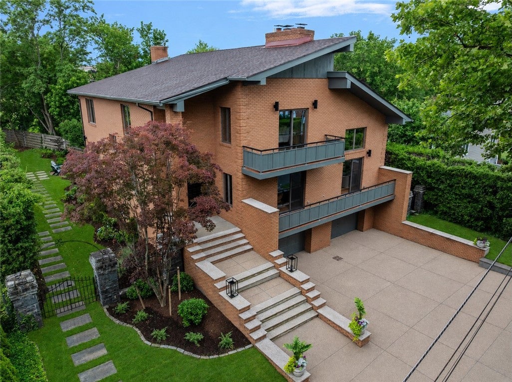 14 Maxcy Drive