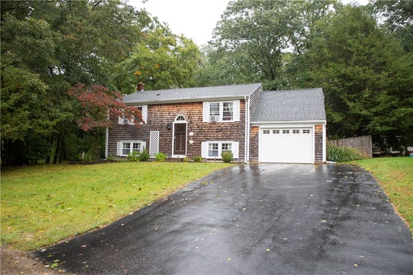 13 SLEEPY HOLLOW CT, WESTERLY, RI 02891 - Image 288fa4fa680d42644fc2174719a2e4d2/4291998711