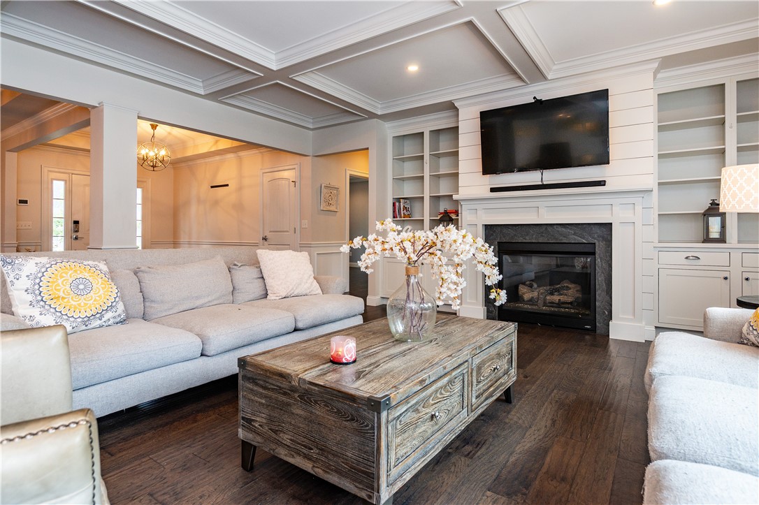 North Kingstown, Rhode Island 02852, United States, 4 Bedrooms Bedrooms, ,4 BathroomsBathrooms,Residential,Pending,215037