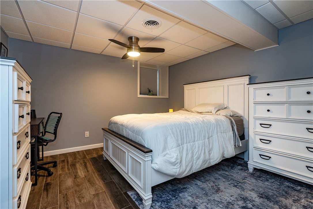 North Kingstown, Rhode Island 02852, United States, 4 Bedrooms Bedrooms, ,4 BathroomsBathrooms,Residential,Pending,215037