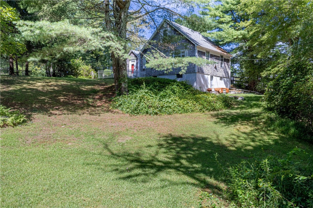 126 Cucumber Hill Road