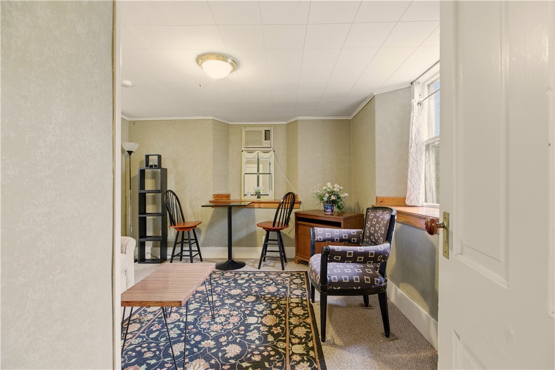 Newport, Rhode Island 02840, United States, 1 Bedroom Bedrooms, ,1 BathroomBathrooms,Residential,Active,249929