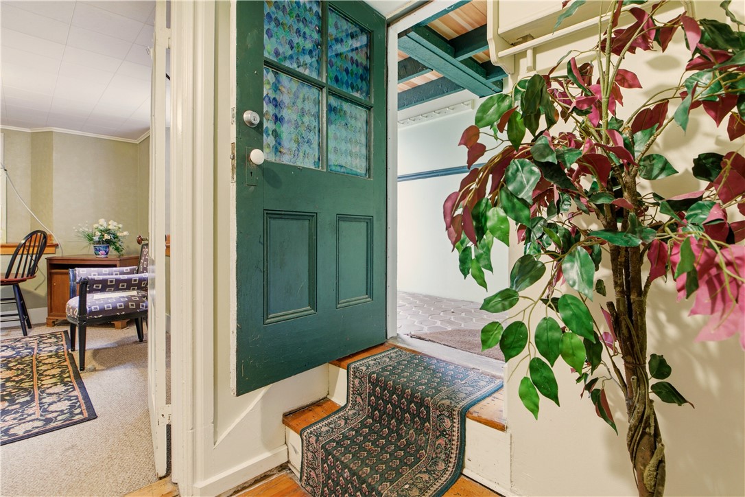 Newport, Rhode Island 02840, United States, 1 Bedroom Bedrooms, ,1 BathroomBathrooms,Residential,Active,249929