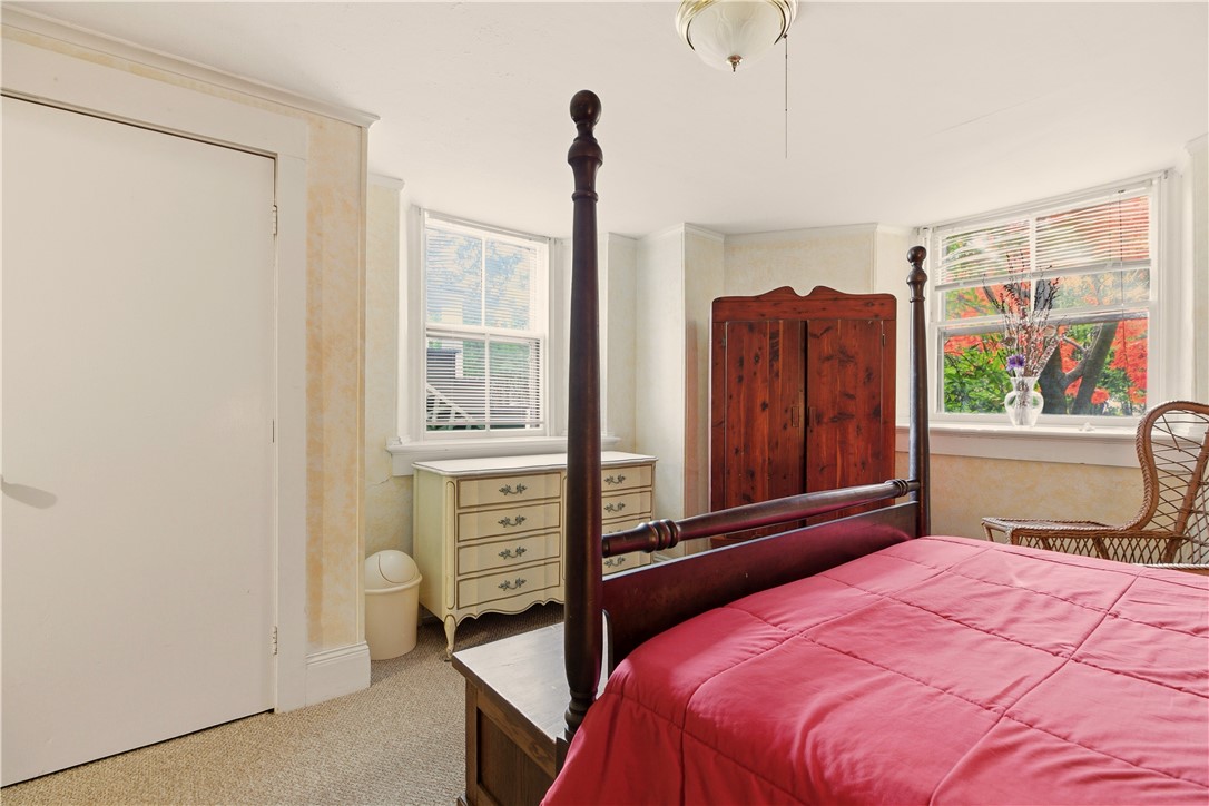 Newport, Rhode Island 02840, United States, 1 Bedroom Bedrooms, ,1 BathroomBathrooms,Residential,Active,249929