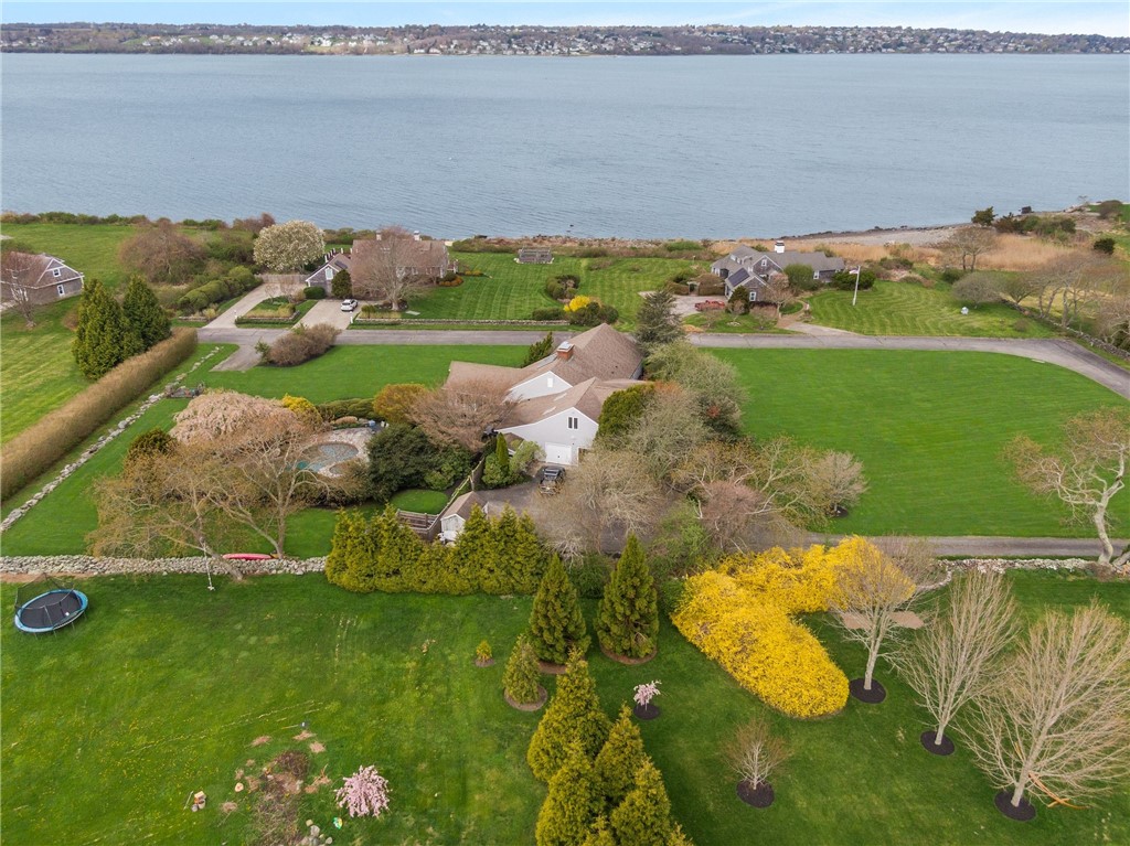 40 Little Harbor Road