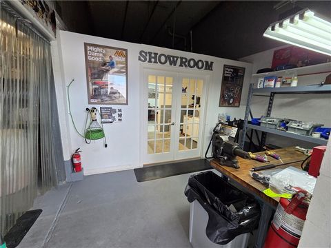 1 tupperware Drive 4D North Smithfield RI 02896