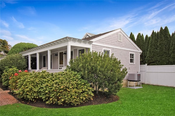 ADDRESS PRIVATE, MIDDLETOWN, RI  - Image 298ddf91ca856eca1067d5d2ff93bd9c/2716429456