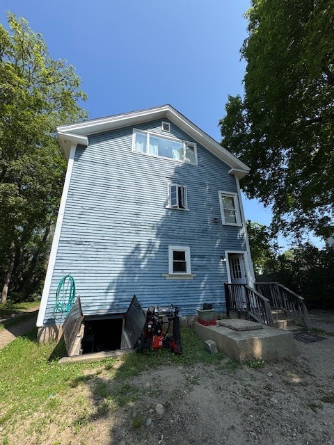 1088 Main Street