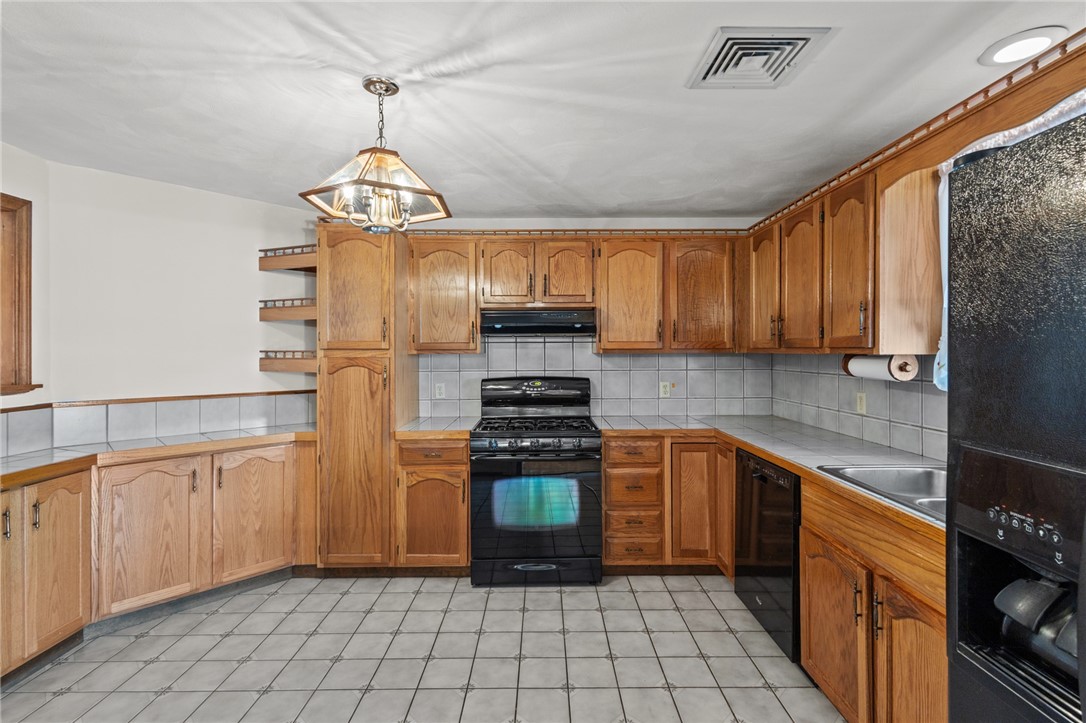 190 Curran Road