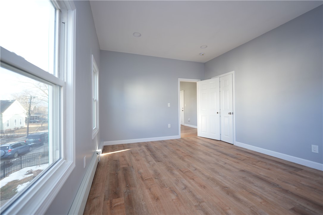 74 Hawes Street 2