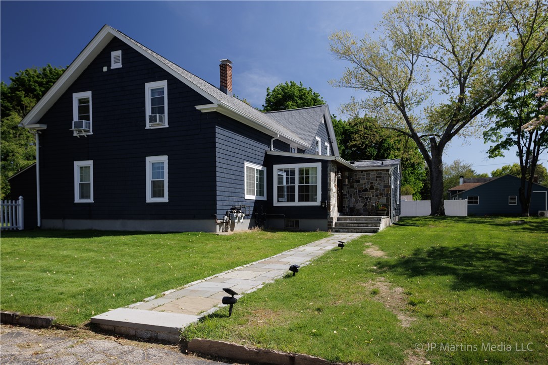 58 Spooner Avenue