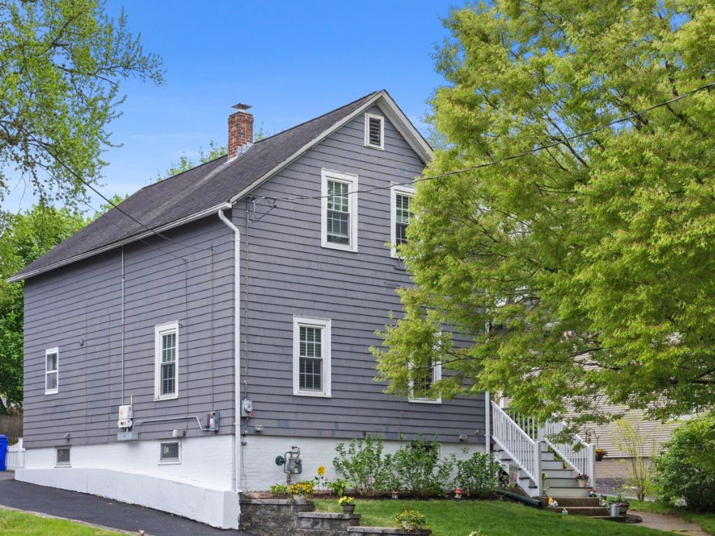229 Roger Williams Avenue