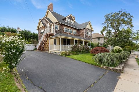 55 Hunter Avenue Newport RI 02840