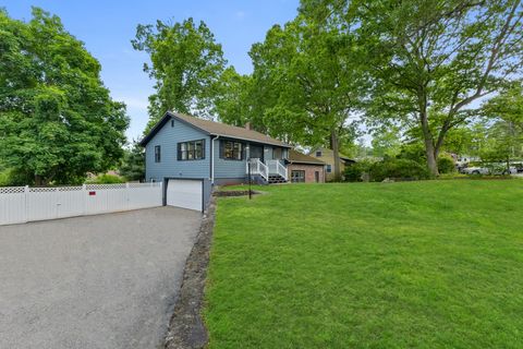 Single Family Residence in Coventry RI 34 Pine Avenue 40.jpg