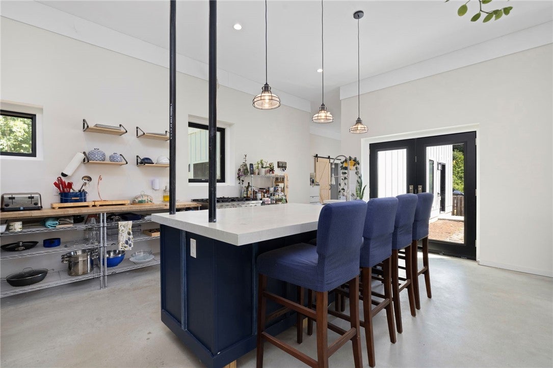 10 Bucknam Road