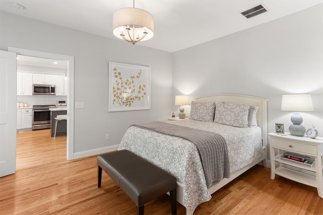 North Kingstown, Rhode Island 02852, United States, 2 Bedrooms Bedrooms, ,3 BathroomsBathrooms,Residential,Active,194513