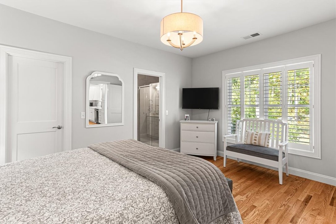 North Kingstown, Rhode Island 02852, United States, 2 Bedrooms Bedrooms, ,3 BathroomsBathrooms,Residential,Active,194513