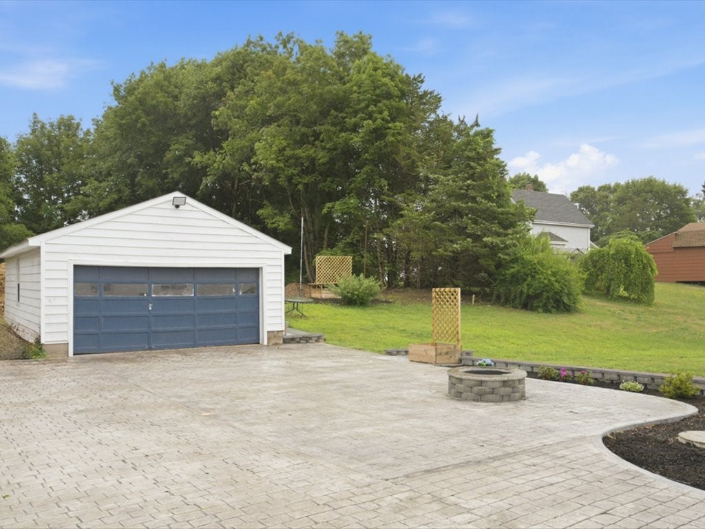9 Weathervane Way